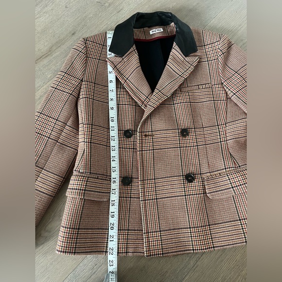 MIU MIU Red Black White Houndstooth Cropped Blazer with Leather Collar - Picture 6 of 8